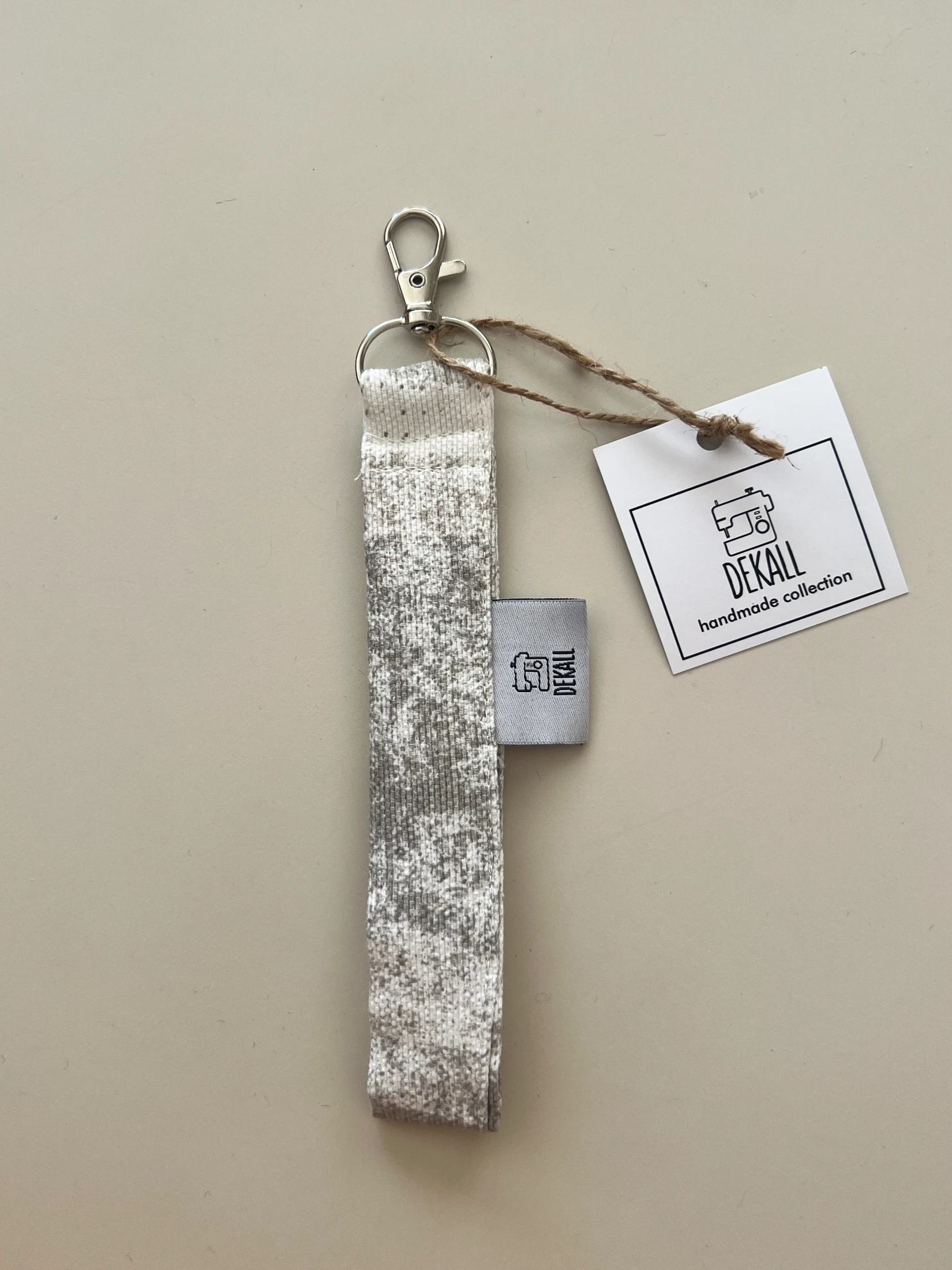 Key Chains Gray Storm - φωτογραφία 1
