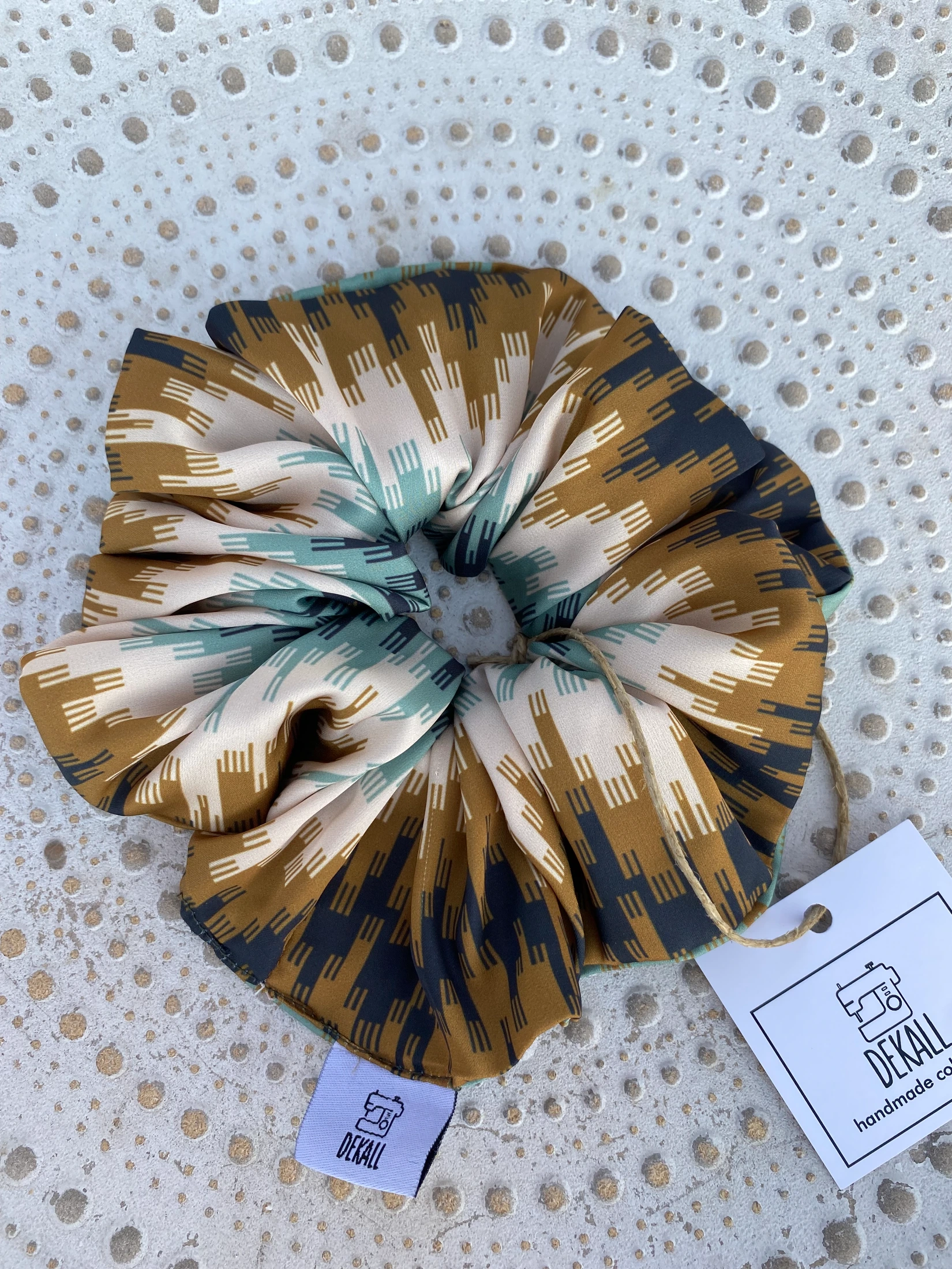 Scrunchie Latte - φωτογραφία 1