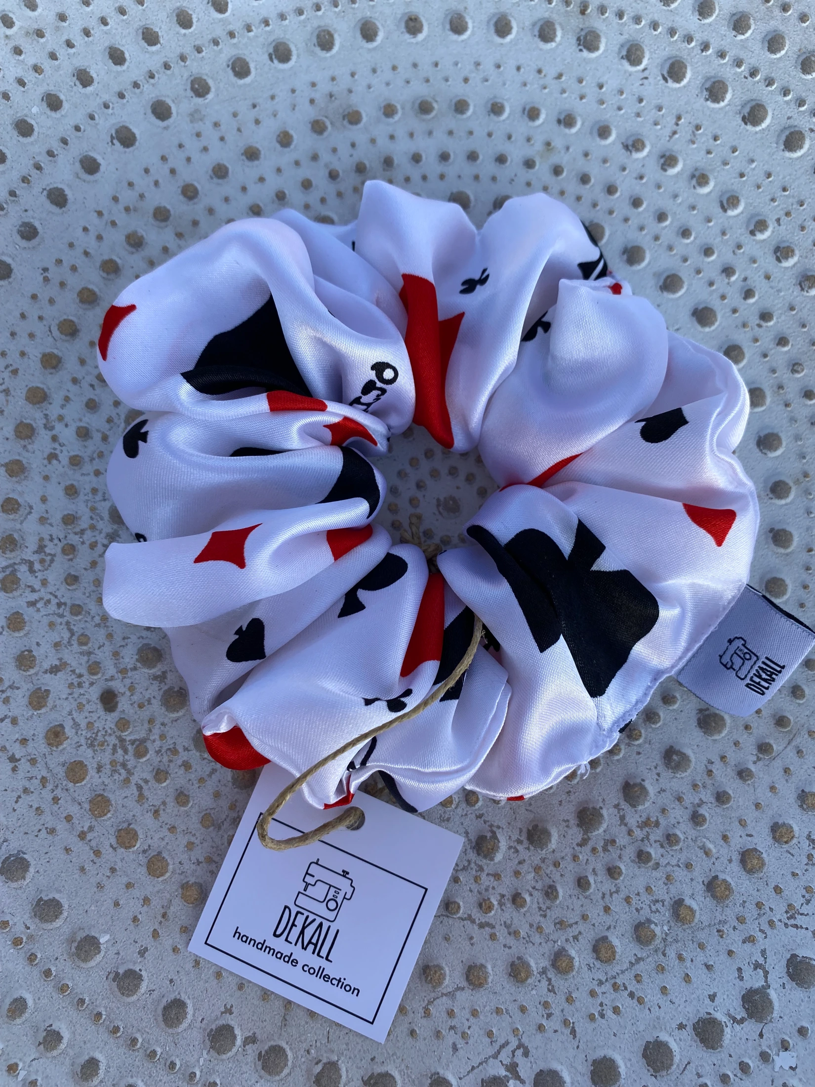 Scrunchie Queen Of Hearts - φωτογραφία 1